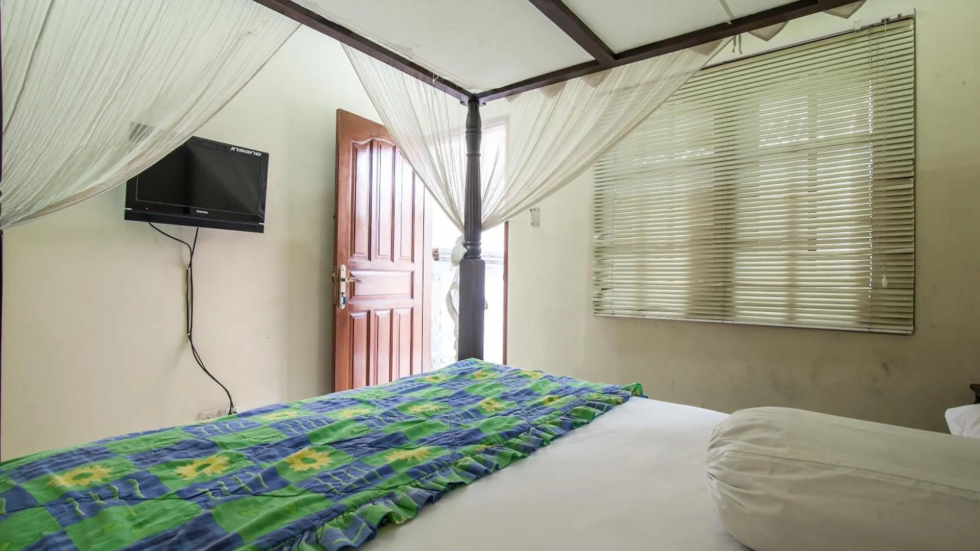 Lori Beach Inn Seminyak  Indonesia